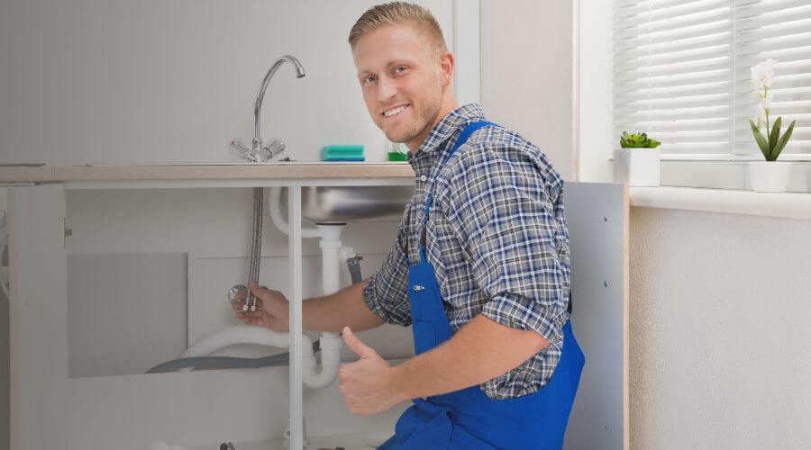 Expert burst pipe repair services in Arcadia, MI